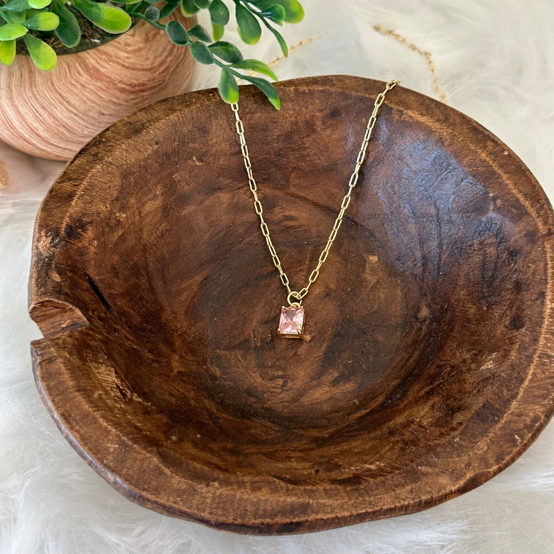 Colier cu Pandantiv în Tăietură de Smarald