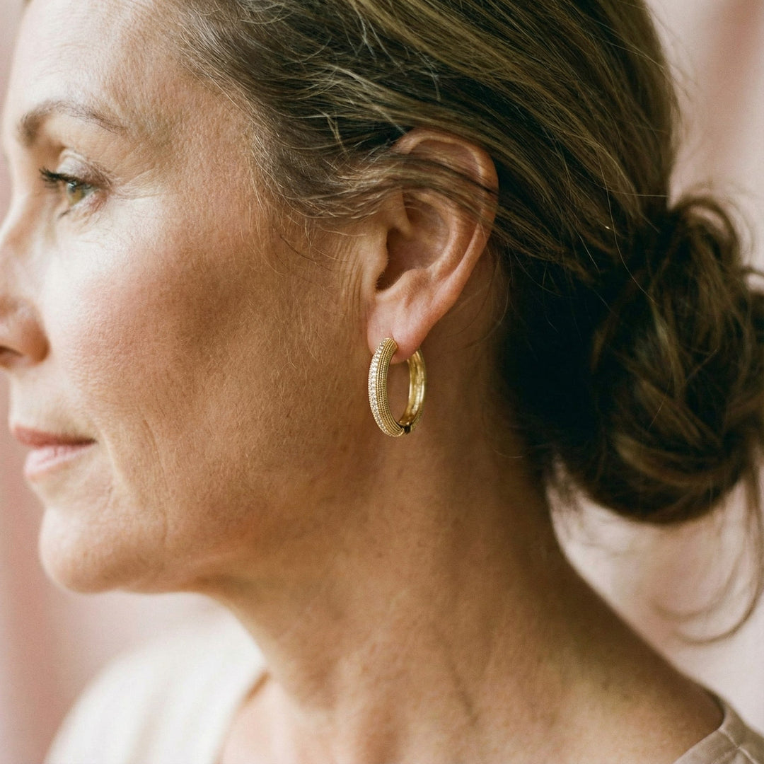 Cercei Vintage din Aur cu Model Elegant