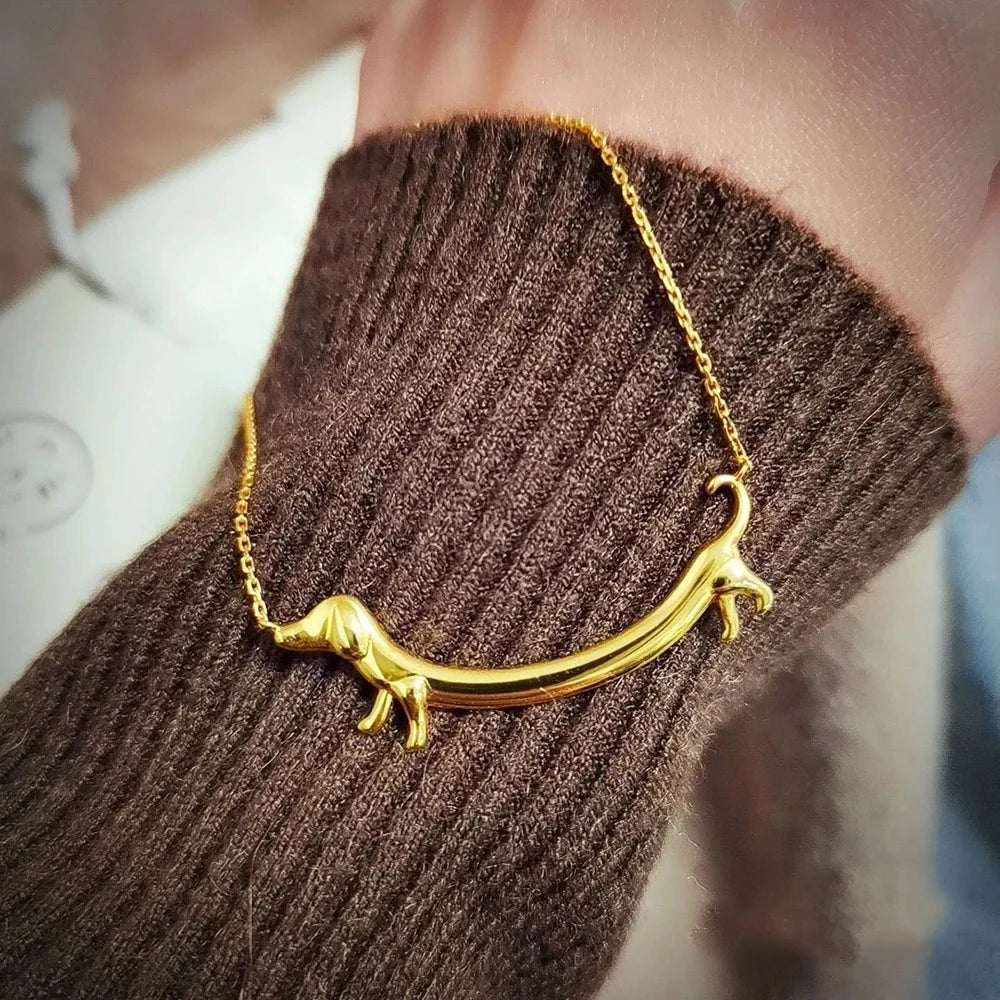 Colier Câine Salsicha în Ton de Aur