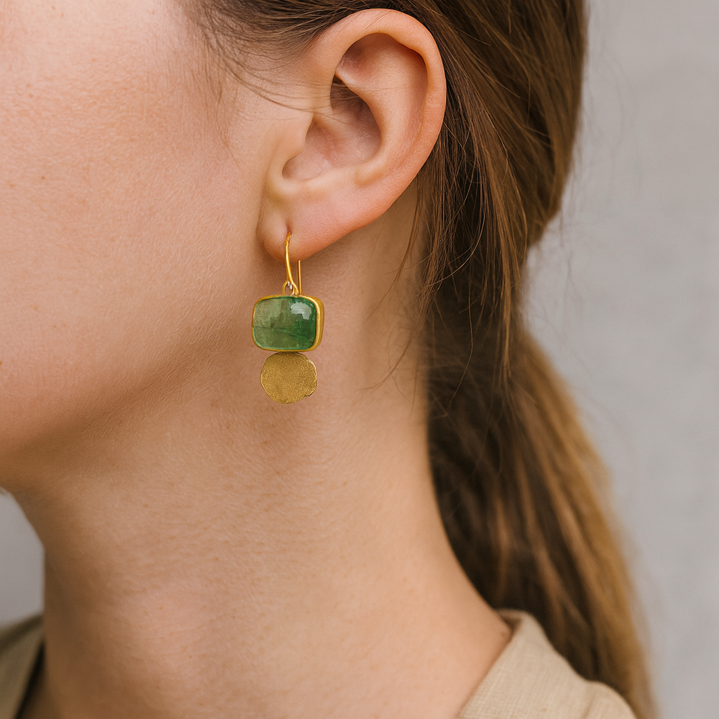 Cercei Vintage din Sticlă Verde cu Detalii Aurii