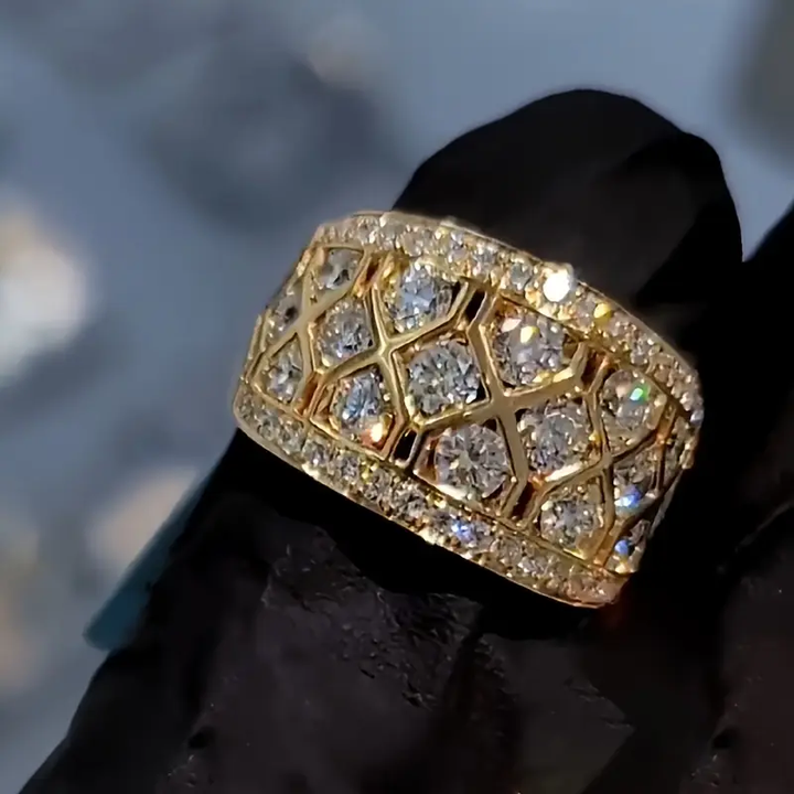 Inel Aurie Strălucitor